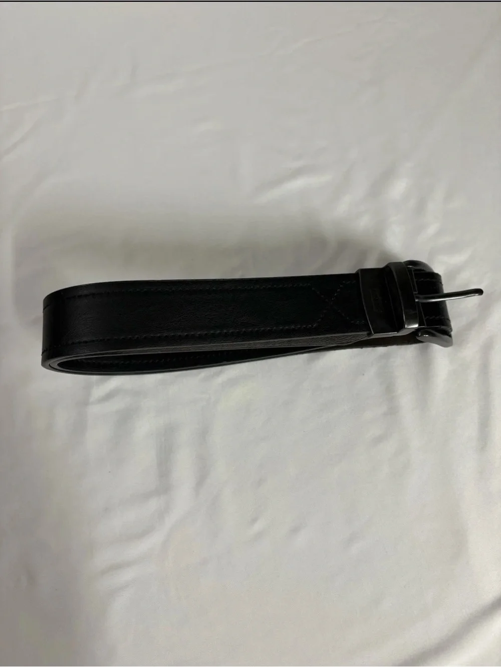 Levi's Black Men's Leather Belt with Dark Metal Buckle